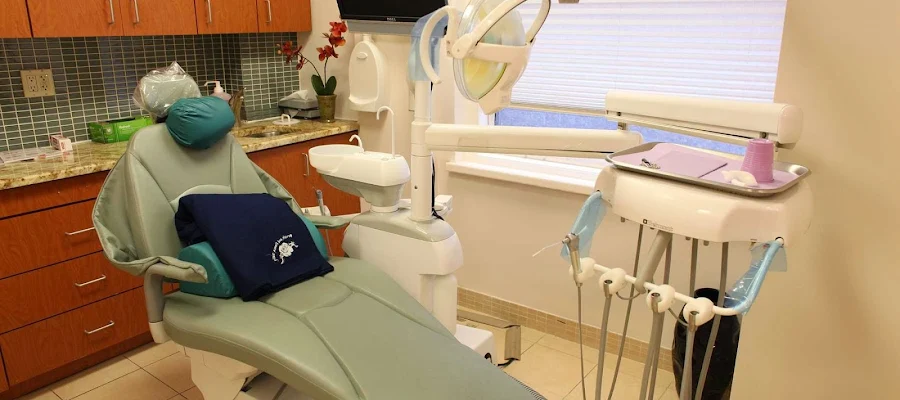Cosmopolitan Dental