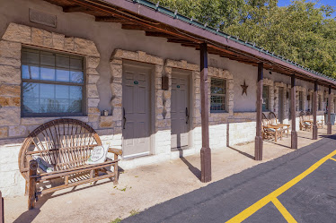 Country Inn & Cottages