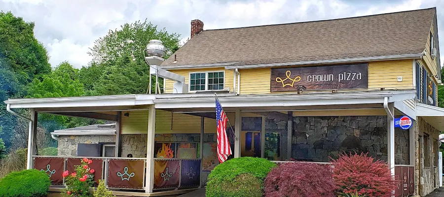 Crown Pizza of Trumbull