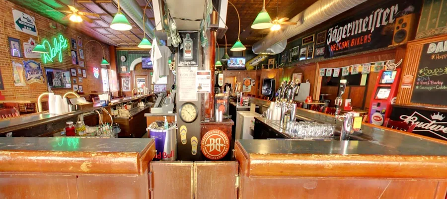 Daly's Pub