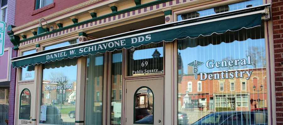 Daniel W. Schiavone, DDS