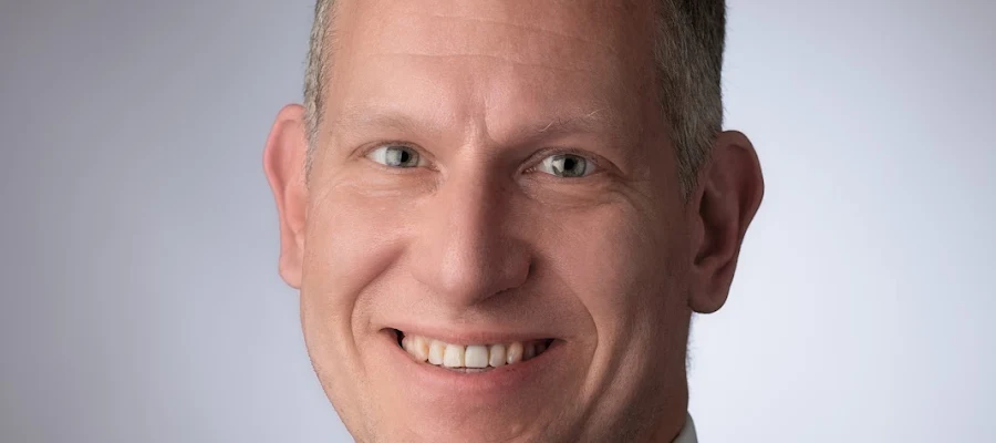 Darius Greenbacher, MD