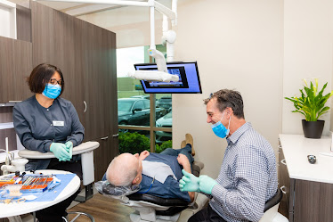 Del Lago Dental