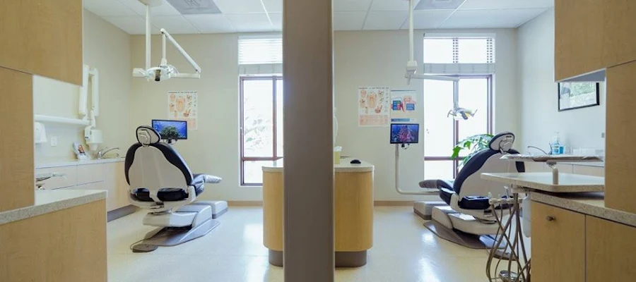 Dental Aesthetics And Wellness Center: Kathy Soleimani, DDS