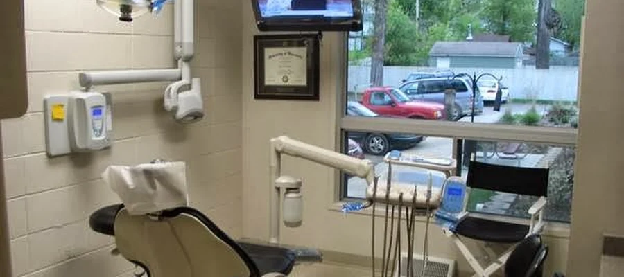 Dental Associates of Detroit Lakes
