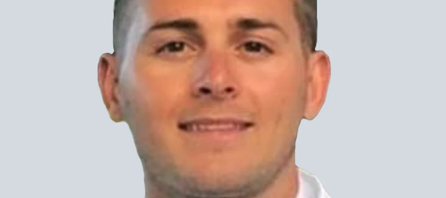 Dental RI: Dr. Michael Gallucci and Dr. Dawn Gallucci - Dentist in Cranston