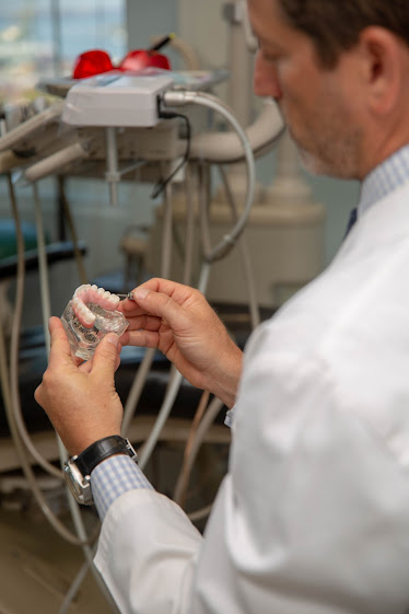 Dentistry at The Heights Affiliated with The Smilist Dental