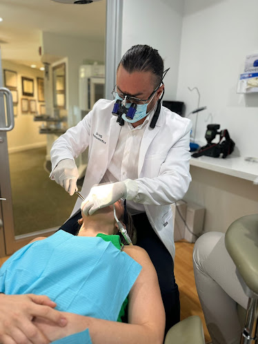Dentists in Brickell - HQ Dontics Dental Centre