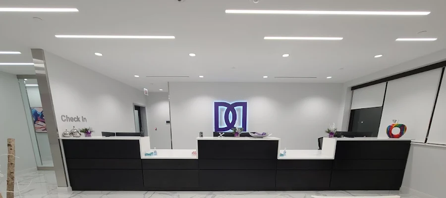 Derick Dermatology - Bolingbrook