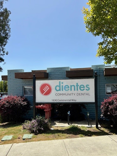Dientes Community Dental Care, Commercial Way