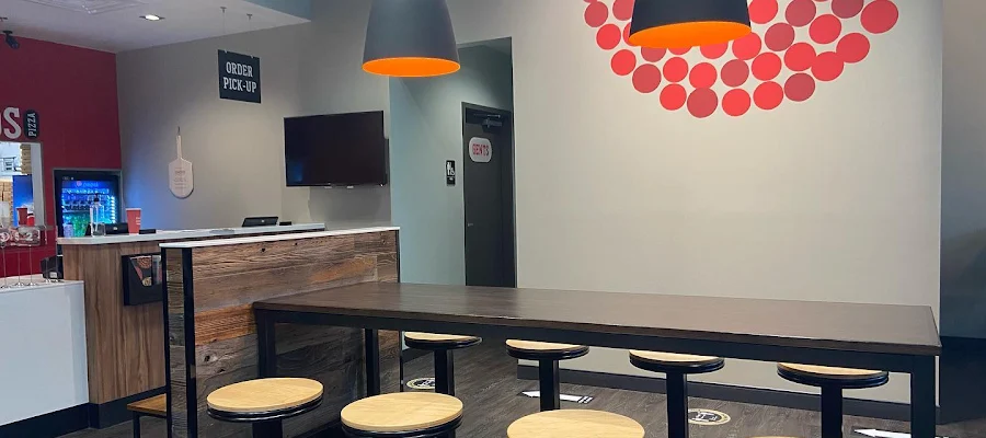 Donatos Pizza