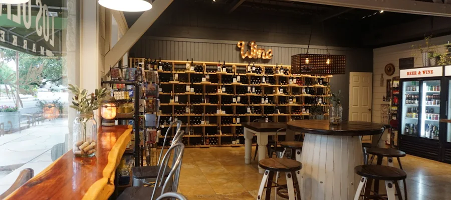 Dos Olivos Market Wimberley
