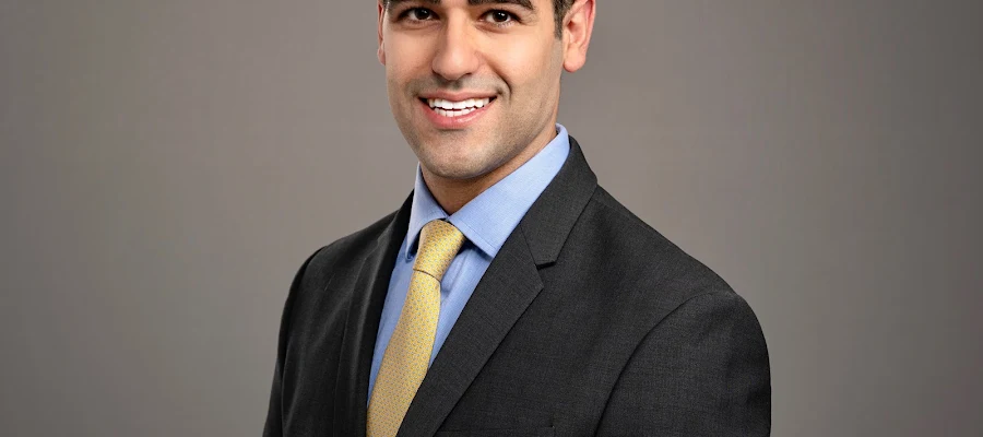 Dr. Arash Sayari