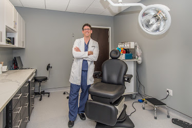 Dr. Dan Landmann - Cosmetic & Reconstructive Eyelid Surgery