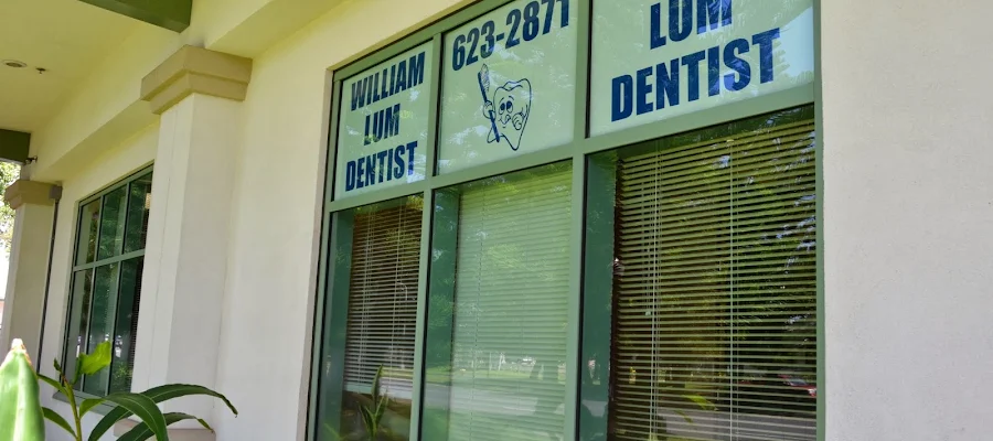 Dr. David E. Lum, DDS