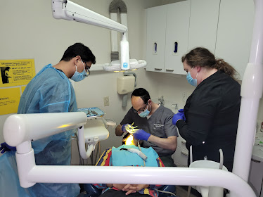 Dr. David Hakham, Dentist in Montebello