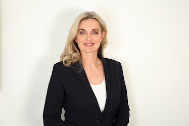 Dr. Dorothea Altschul