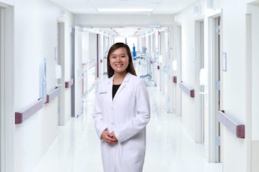 Dr. Emily Chau, The Foot and Ankle Institute