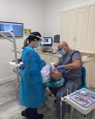 Dr. Fonseca