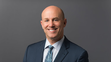 Dr. Gary Simon