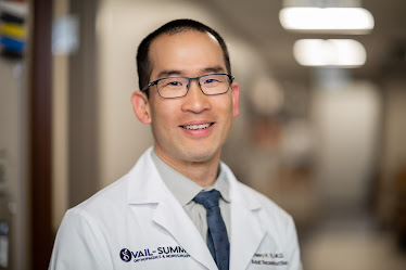 Dr. Henry Yu - Hip & Knee Replacement