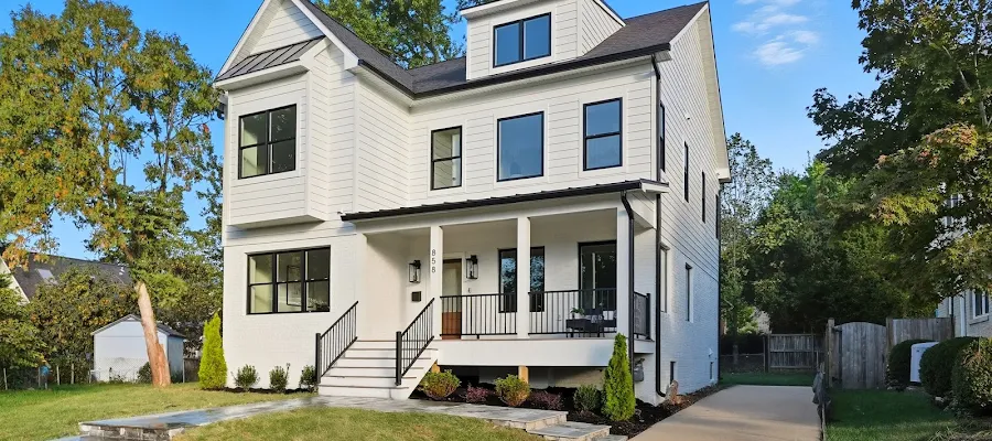 D|R Homes & Investments Group