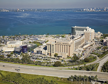 Dr. Manuel Berzosa, MD