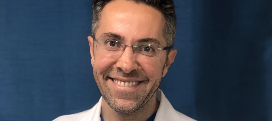 Dr. Mark Markarian