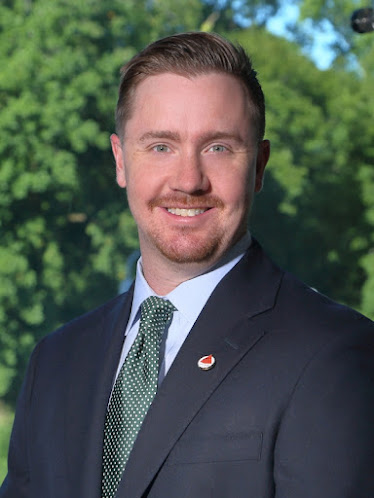 Dr. Matthew Lyons