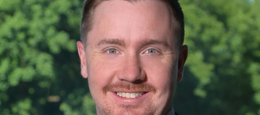 Dr. Matthew Lyons