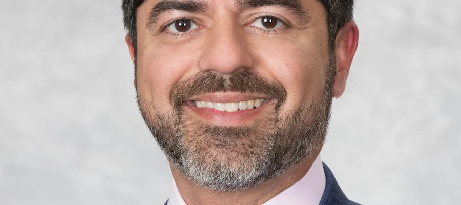 Dr. Neil Thakkar