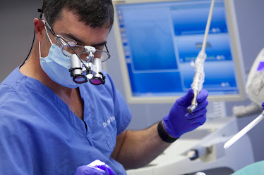Dr. Nick Yiannios DDS