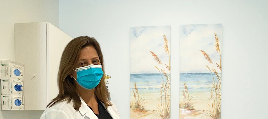 Dr. Nisseth Urribarri-Clark, MD, OBGYN