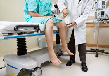 Dr. Raul Grosz