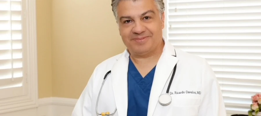 Dr. Ricardo Davalos, MD