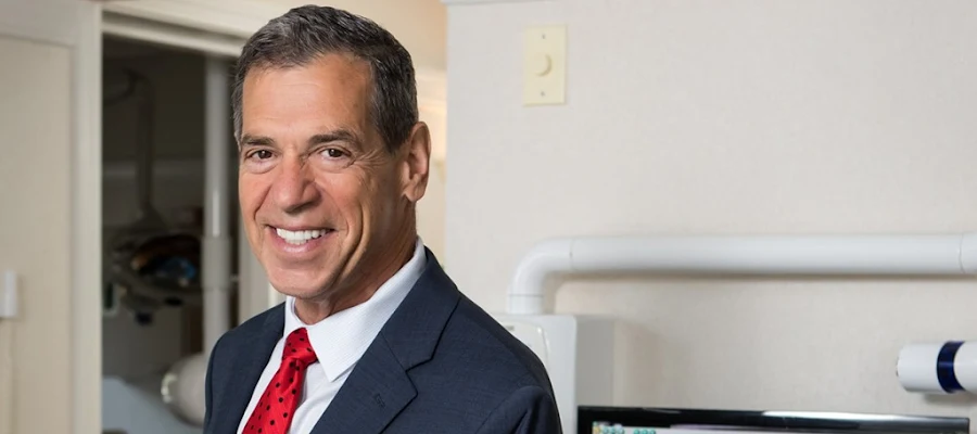 Dr. Robert N Marshall DMD MAGD