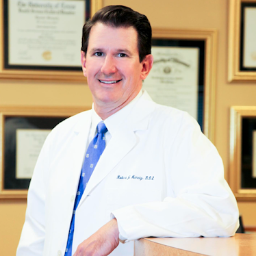 Dr. Robert Nemetz, DDS