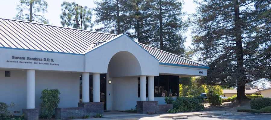 Dr Sonam Rambhia, DDS
