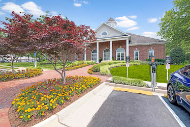 Dulles Greene Apartments