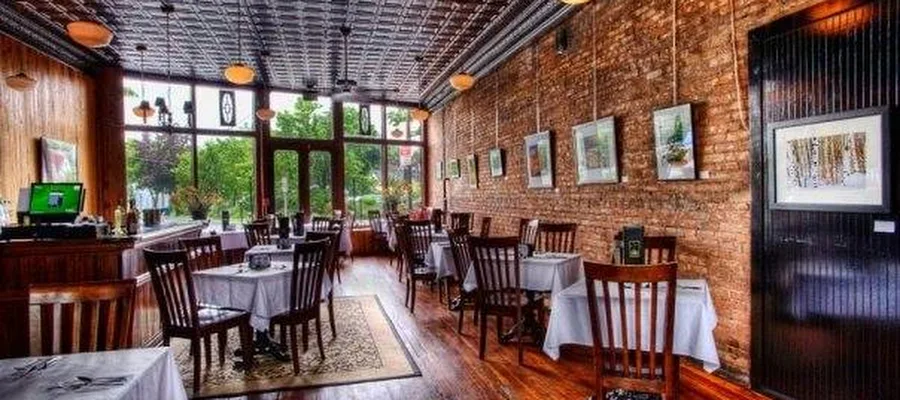 Edibles Restaurant and Bar