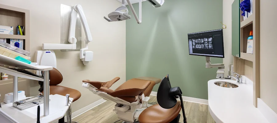 Eight Creeks Dental