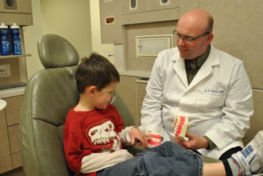 Elison Dental Center
