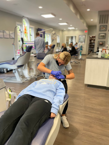 Ellis Orthodontics