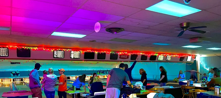 Ellsworth’s Candlepin Bowling Alley
