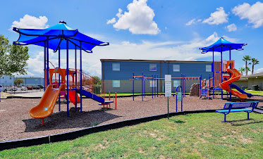 Emerald Pointe Apartment Homes