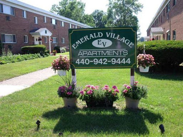 Emerald Village Apartments