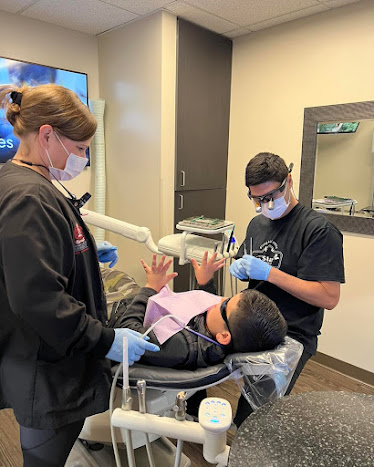 Etesse Holistic and Cosmetic Dentistry