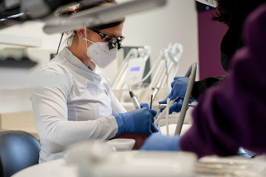 Eureka Family Dental- Dr. Julie Farrar and Dr Bri Torgerson