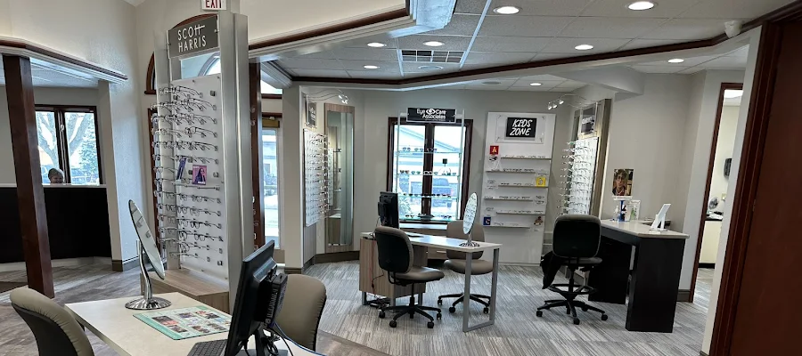 Eye Care Associates Of New Hampton