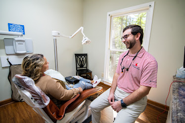Family Dental Health of Oakbrook